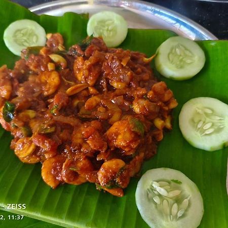 The Little Prince - Mangalore Beach Homestay Екстериор снимка